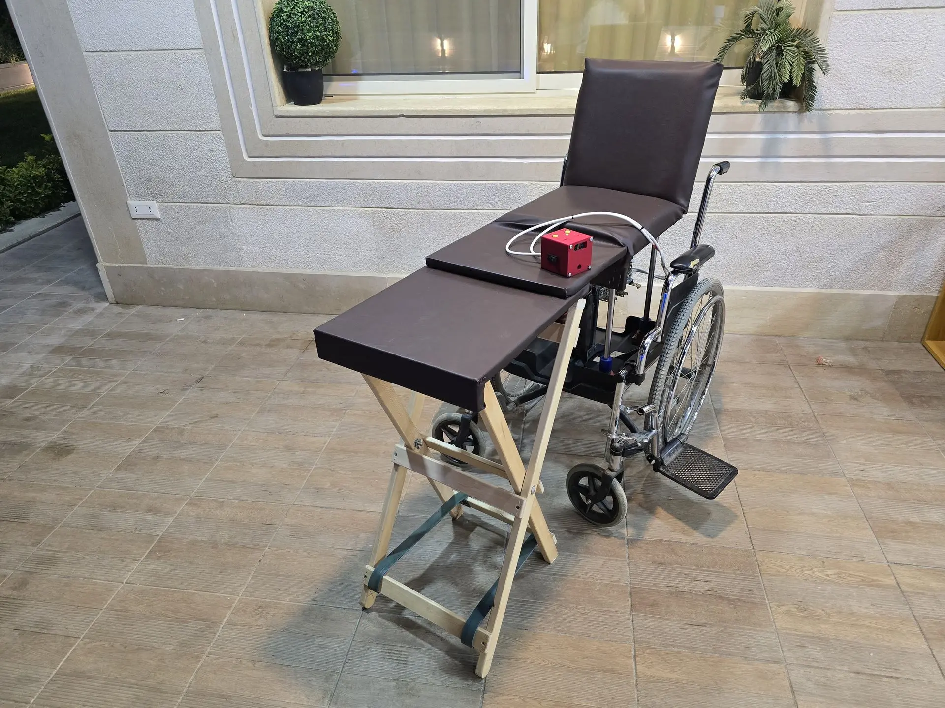 Wheelchair Lifting Mechanism